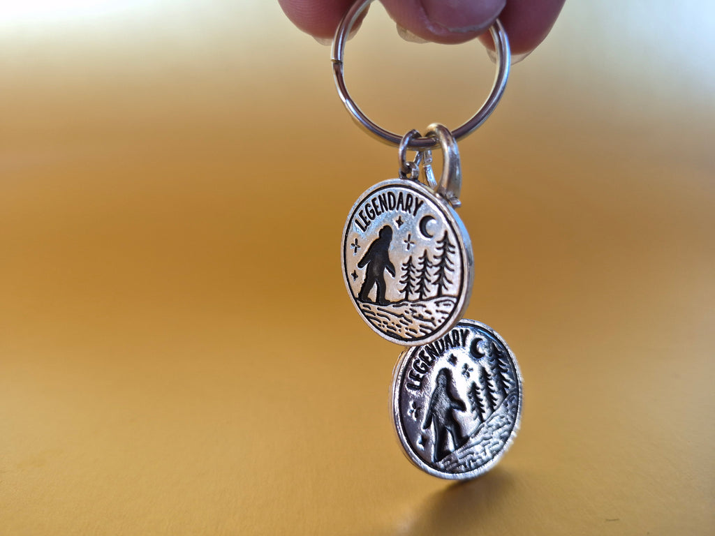 Legendary  big foot medallion set